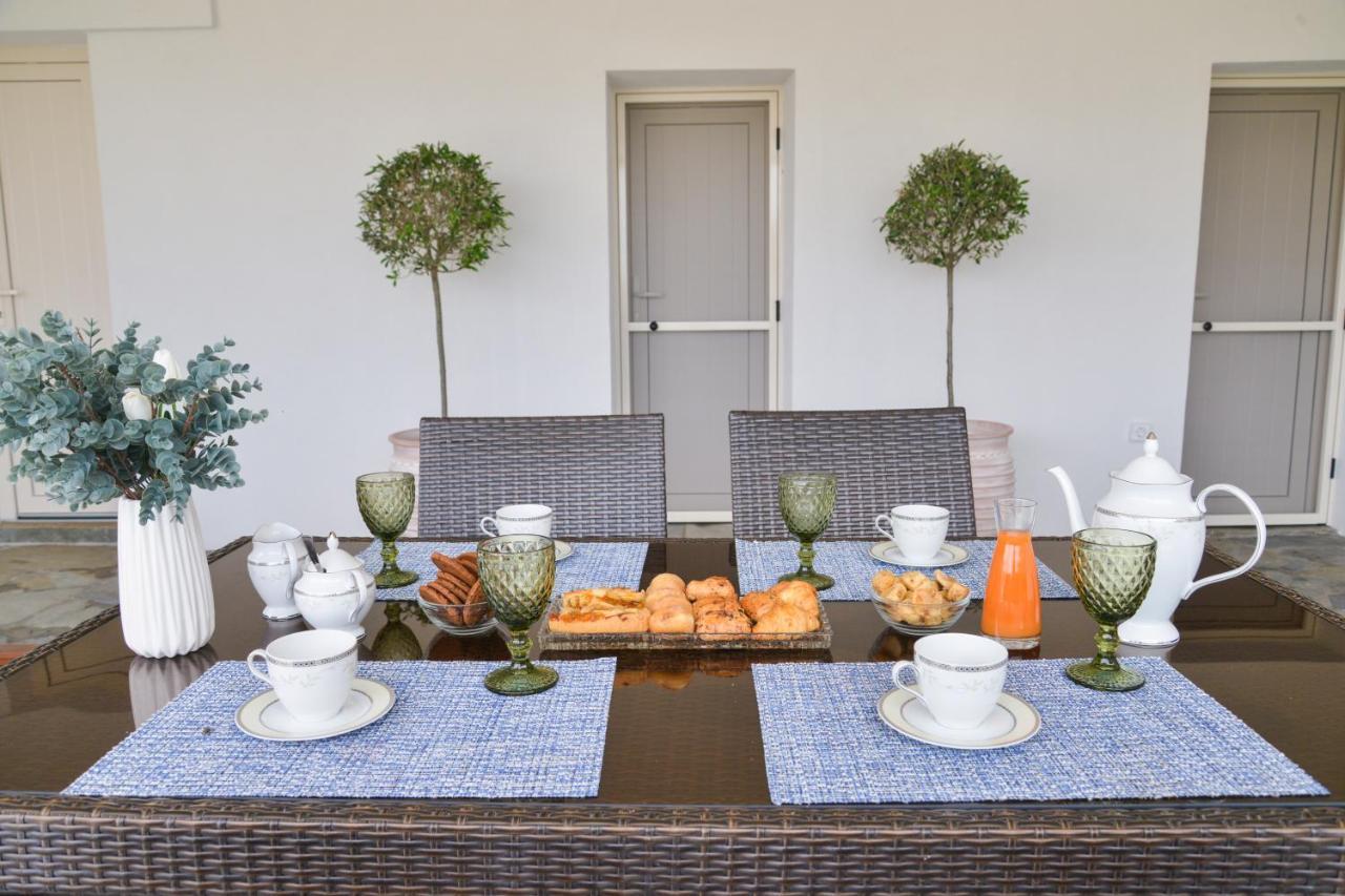 Traditional Villa Relax Zefiria Luaran gambar