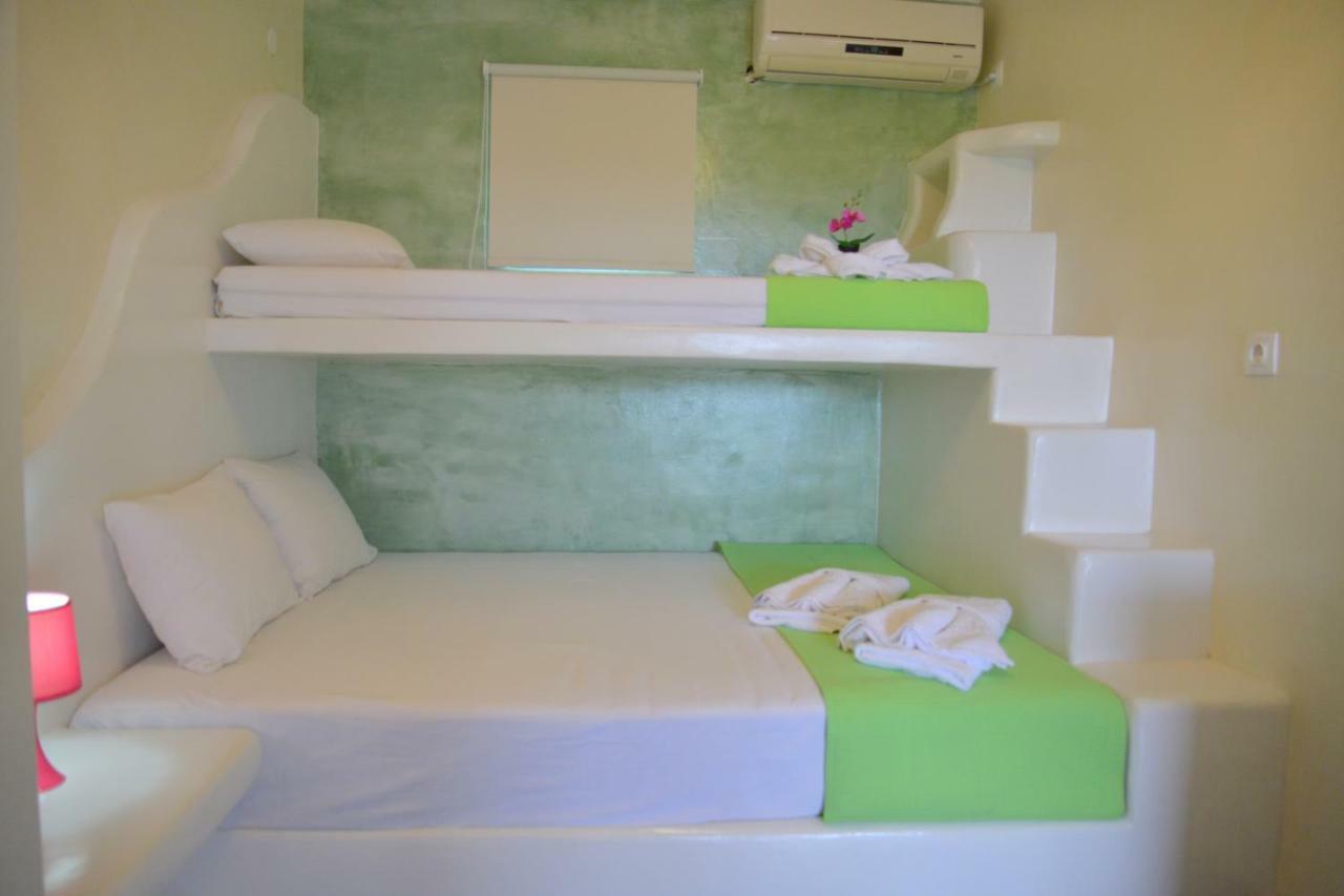 Traditional Villa Relax Zefiria Luaran gambar