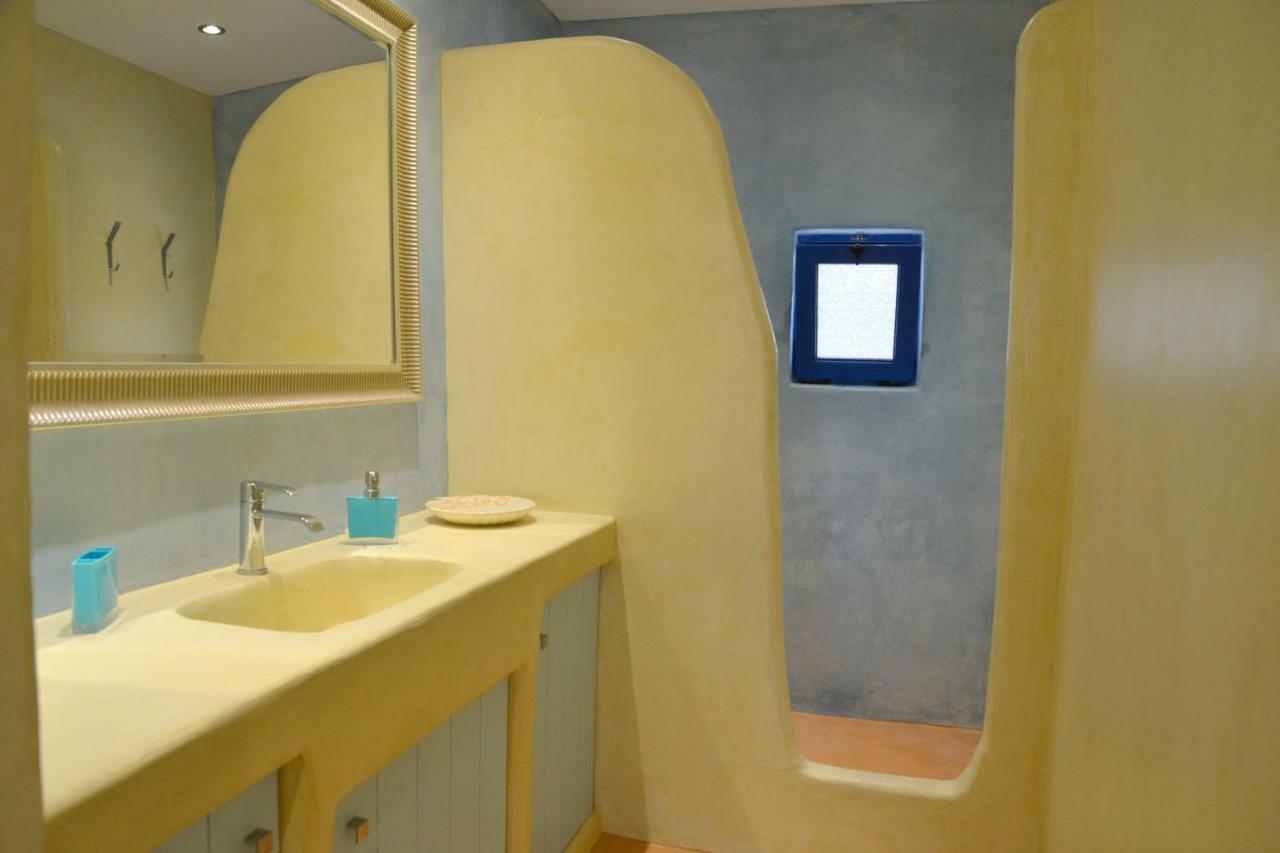 Traditional Villa Relax Zefiria Luaran gambar